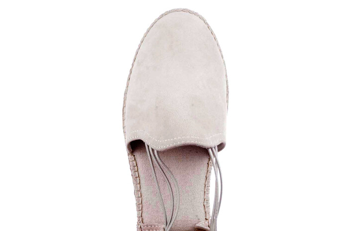 Nuria Toni Pons beige afbeelding