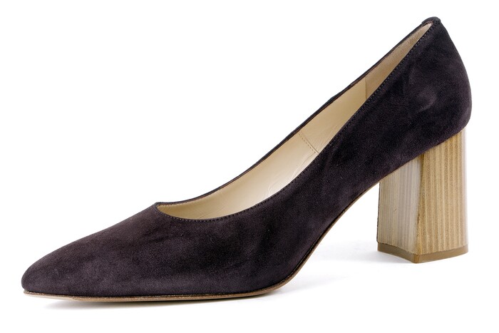 11044 LILIAN BRUIN afbeelding