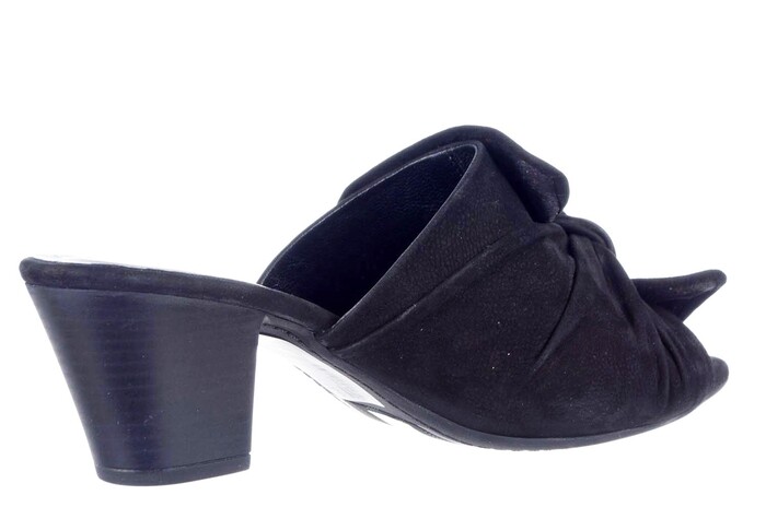 Y0102  BABOOS  ZWART afbeelding