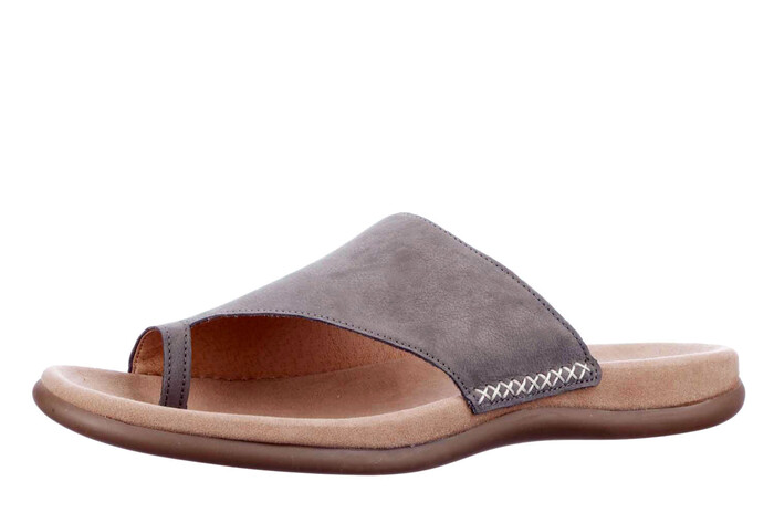 03.700.13 Gabor taupe Slippers en › Caland