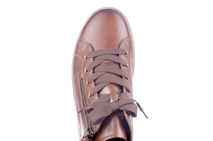 D4471-24 Remonte bruin afbeelding