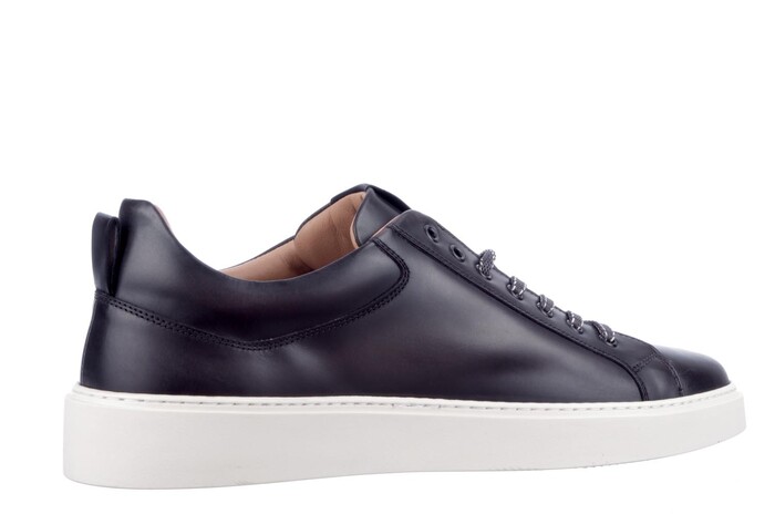 5818602 Giorgio grijs afbeelding