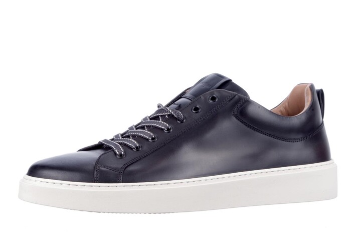 5818602 Giorgio grijs afbeelding