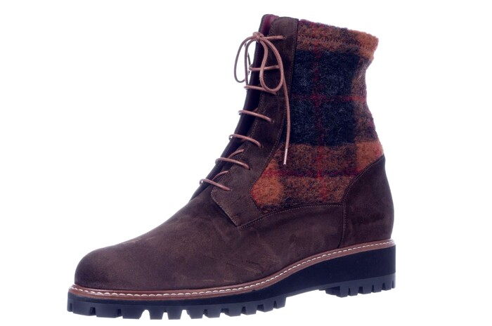 11559 LILIAN BRUIN afbeelding