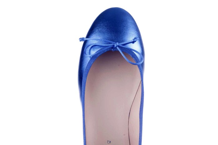 12. GIULIA  BLAUW afbeelding